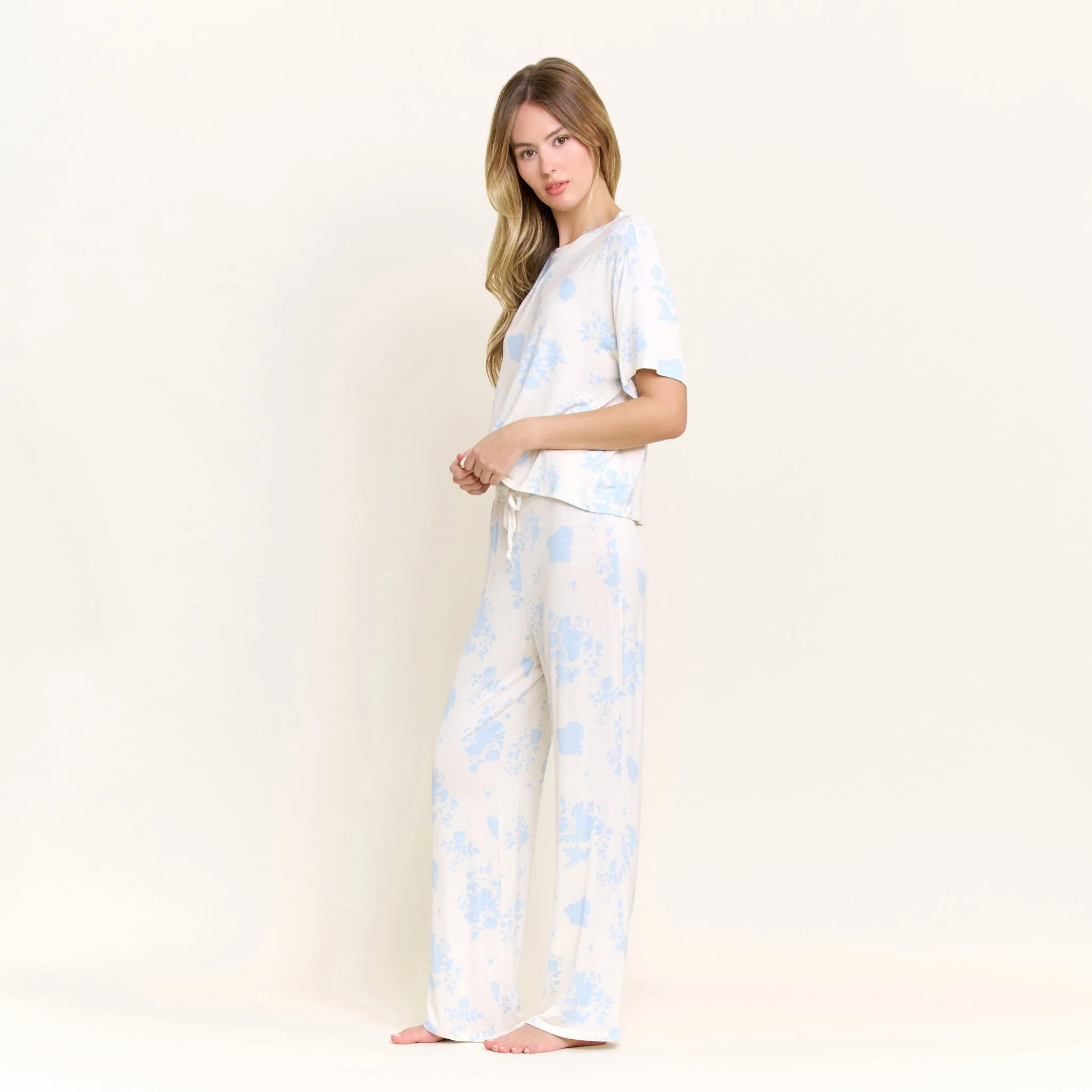 All American Tee Pant Set In Honeymoon Floral - Image 3