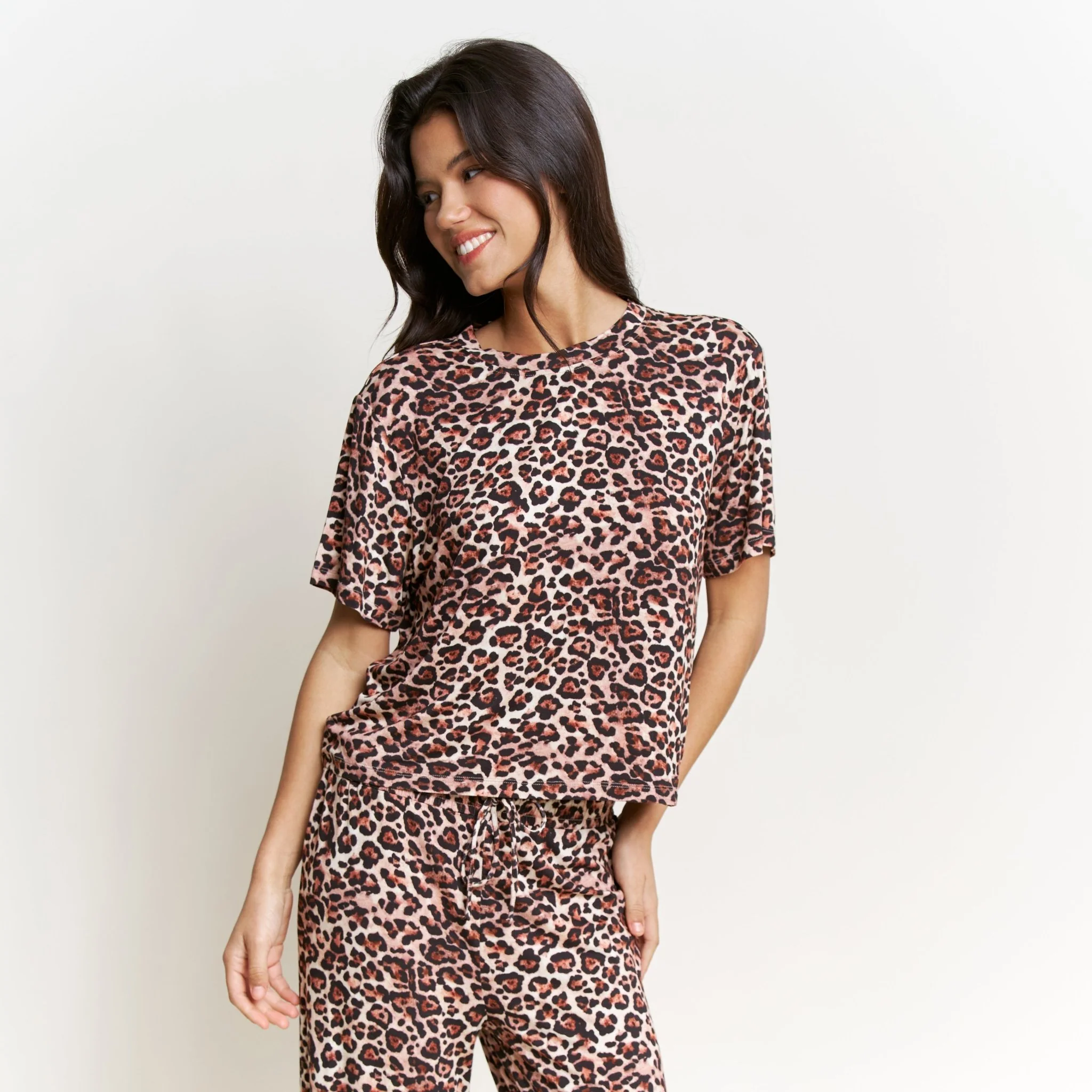 All American Tee Pant Set in Caramel Leopard - Image 2