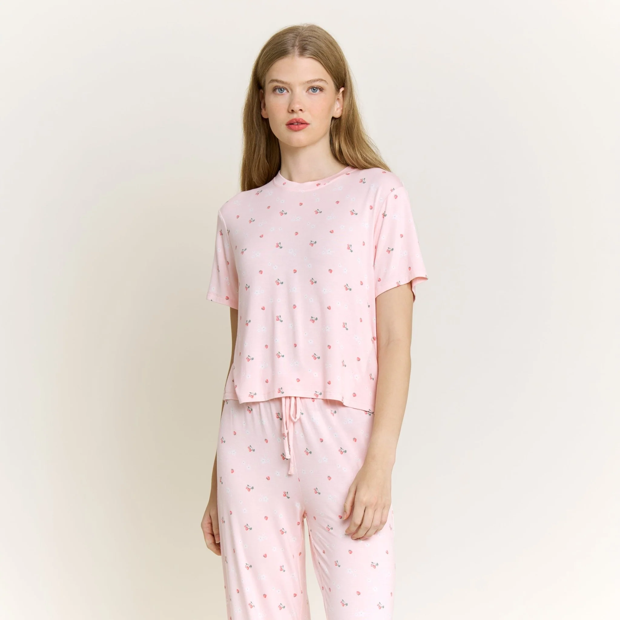 All American Tee Pant Set in Flora Strawberries - Image 2