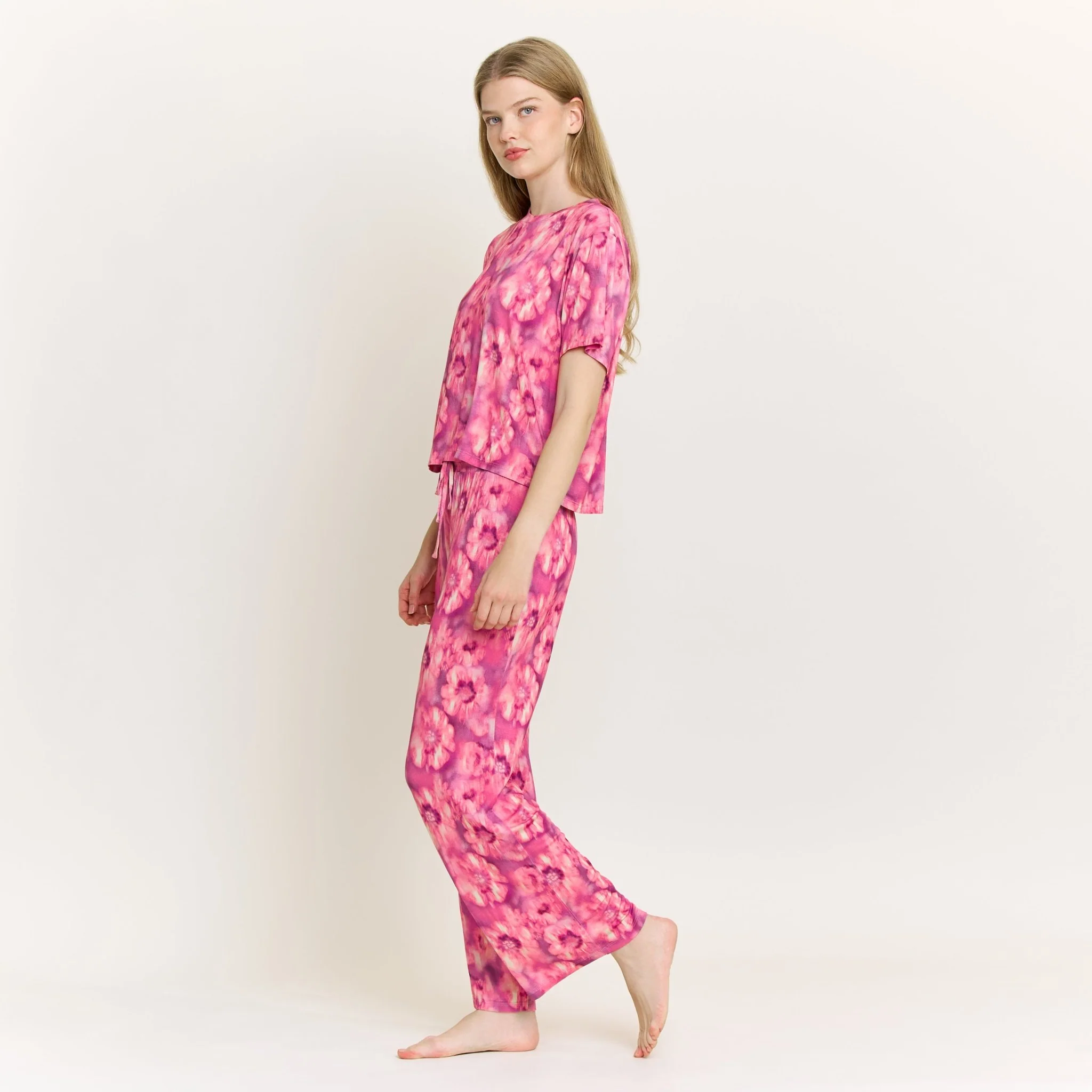 All American Tee Pant Set in Magenta Floral - Image 3