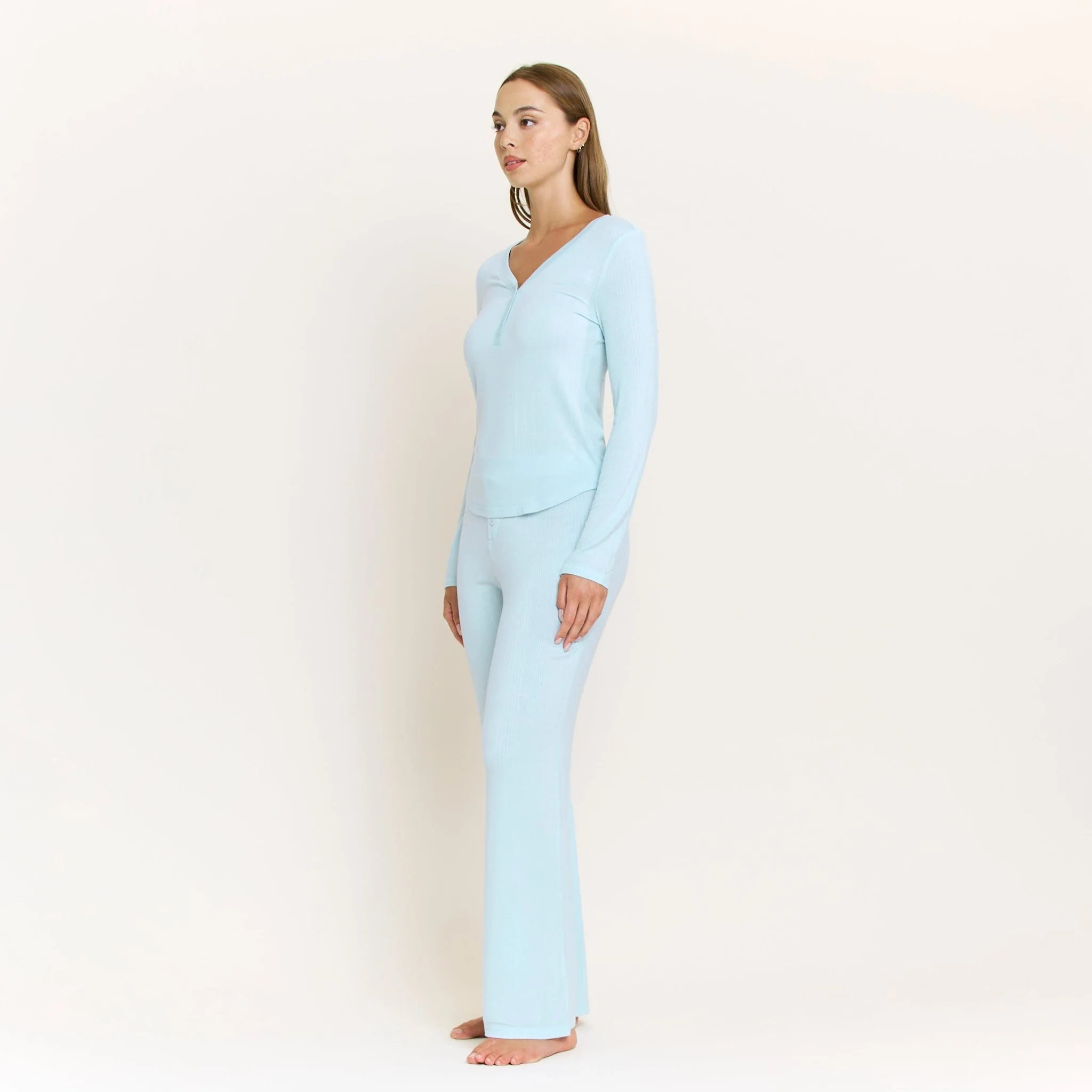 Dreamland Long Henley Set in Frosty - Image 3