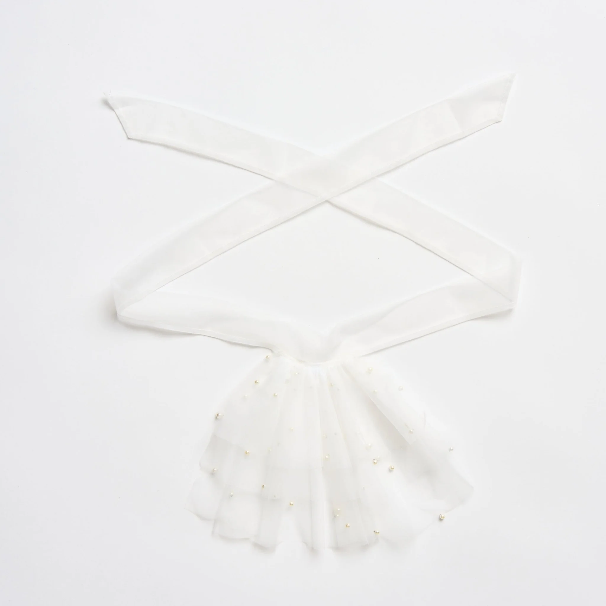Pretty in Pearls Tie Booty Veil in White