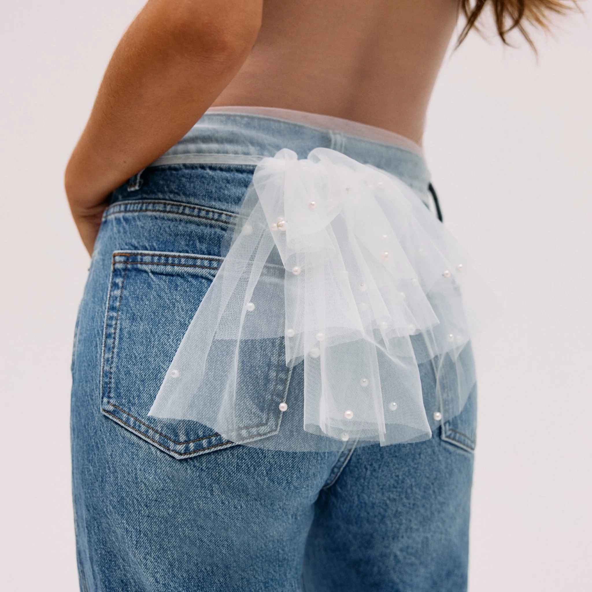 Pretty in Pearls Tie Booty Veil in White - Image 2
