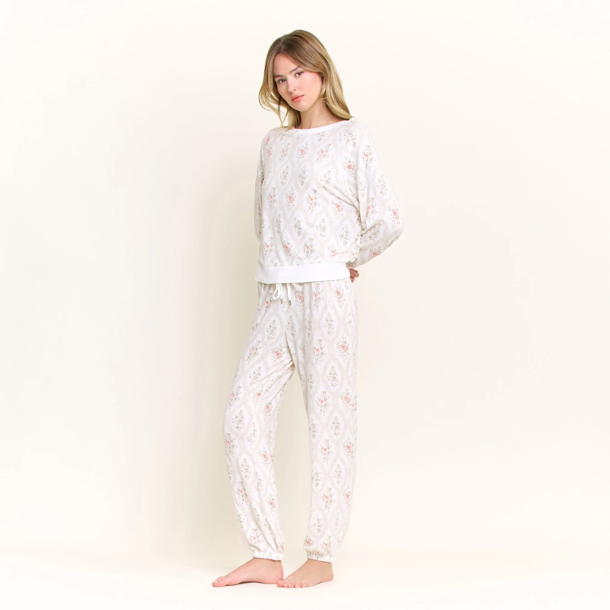 Star Seeker Long Set in Ornate Rose - Image 5